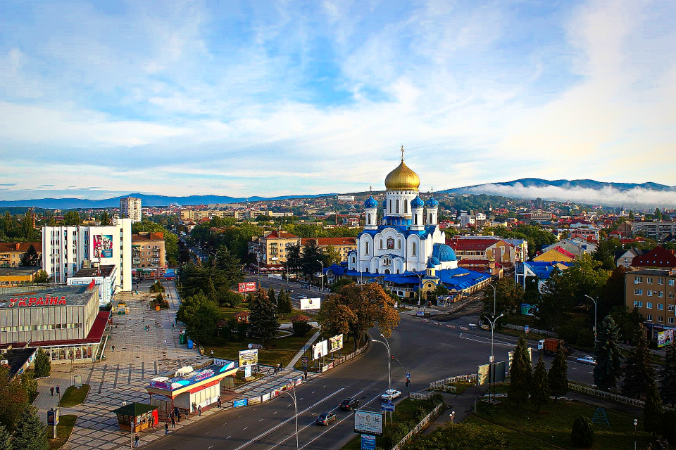 1920px-Uzhhorod_Total_View_1 edited 1.png
